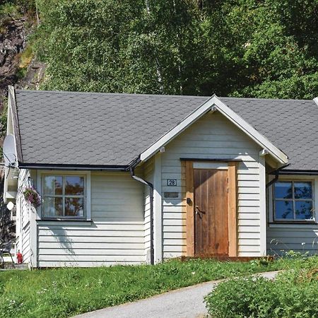 3 Bedroom Lovely Home In Vallavik Vangsbygd Extérieur photo